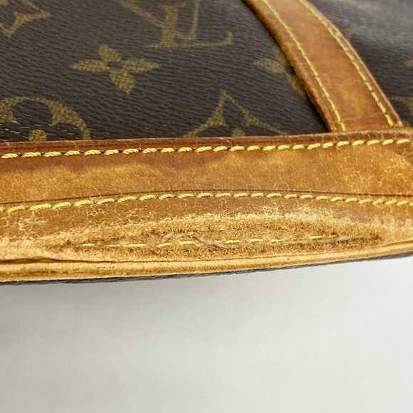 LOUIS VUITTON Authentic Brown Monogram Tote Bag - Picture 7 of 14